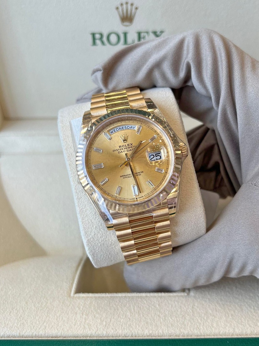 Rolex Day-Date 40mm Watch – 34966